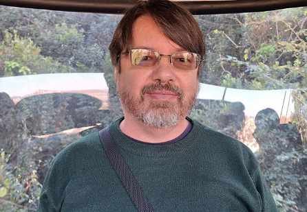 Professor Carlos Cavalheiro conquista 4º lugar em concurso nacional de trovas