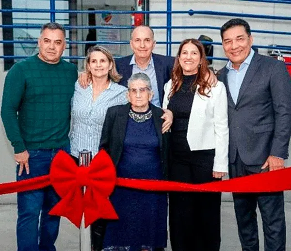 Correia Supermercados marca os 40 anos de história com inauguração do novo centro de distribuição