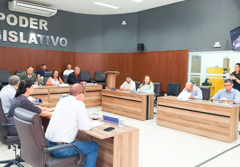 Câmara aprova projeto que institui programa de intercâmbio educacional internacional para alunos e professores