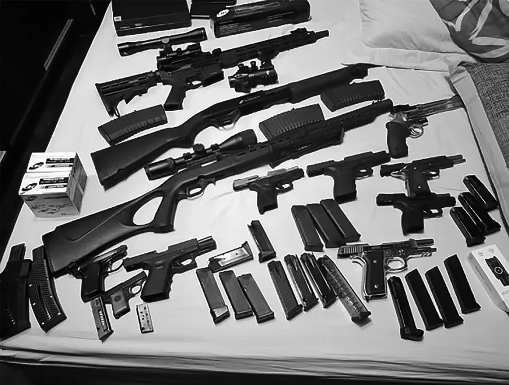 Polícia descobre local usado como ‘despachante’ de armas de facção criminosa