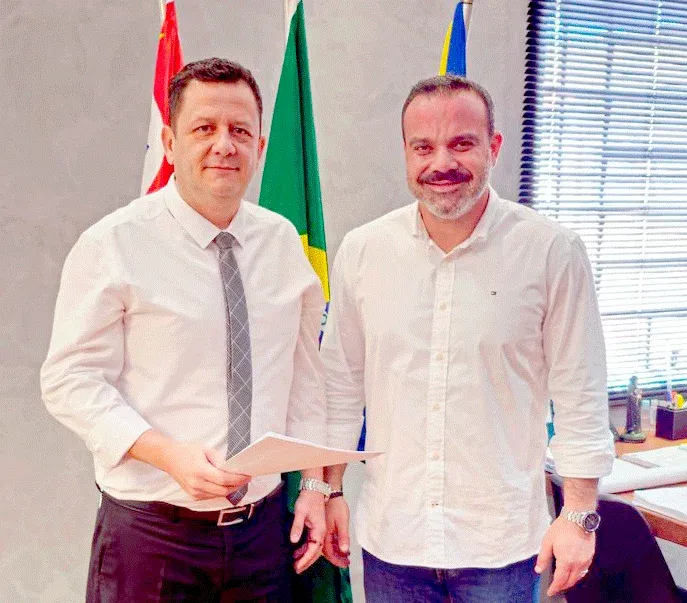 Vereador Dr. Diniz visita o Prefeito Célio Peixoto para discutir projetos para Porto Feliz