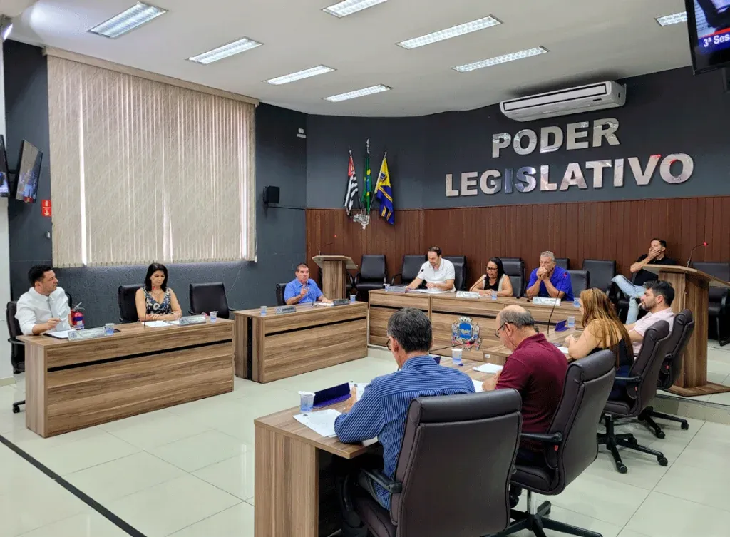 Porto Feliz concede aumento salarial e lança Auxílio-Saúde para servidores