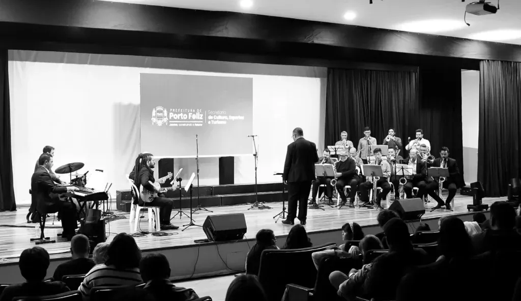 Orquestra Monções encanta Porto Feliz em noite de música clássica