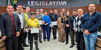 Câmara de Porto Feliz aprova LDO 2026, 11 projetos e concede homenagens durante 17ª Sessão Ordinária