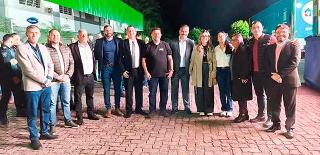 Primeira-dama Cristiane Freitas visita Porto Feliz e destaca importância da qualificação profissional