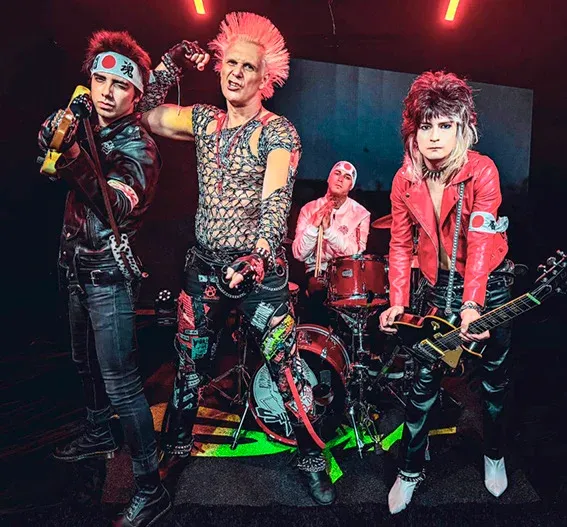 Supla e os Punks de Boutique sobem ao palco do Culturando Rock Festival II em Tietê