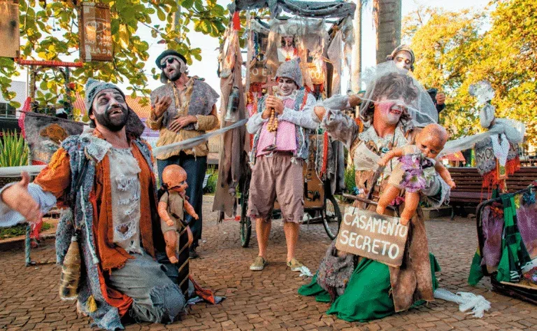 Festival de Rua transforma Porto Feliz em palco a céu aberto com teatro, música e arte gratuita