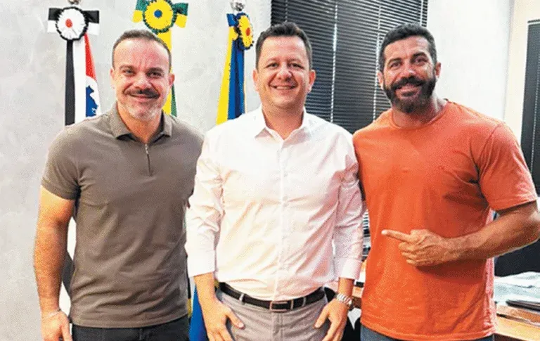 Prefeitura regulamenta lei que obriga retirada de fios soltos e cabos inutilizados em Porto Feliz