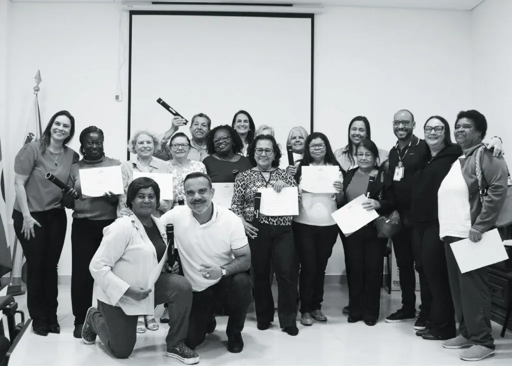 Curso de Tecnologia para Idosos é encerrado com entrega de certificados em Porto Feliz