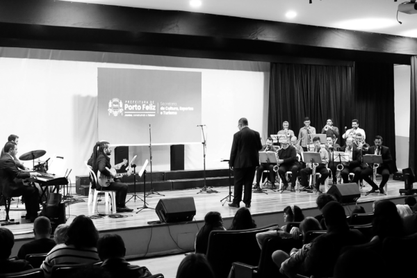 Orquestra Monções encanta Porto Feliz em noite de música clássica