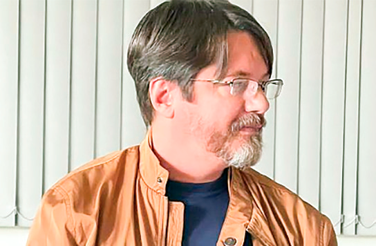 Carlos Cavalheiro vence Concurso de Trovas em Maringá